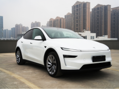 特斯拉Model Y 换新了 这些升级你们怎么看